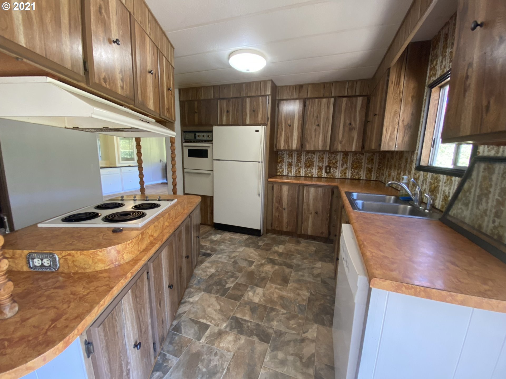 85180 South Slough Road Florence, OR 97439 - Photo 6 of 23 Gallery Image 6
