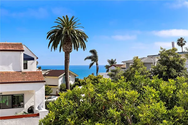 $1,585,000 | 320 Cazador Lane, Unit 5, San Clemente, CA 92672