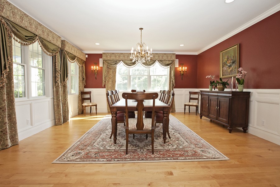 137 Ferry Road Bristol, RI 02809 - Photo 4 of 22