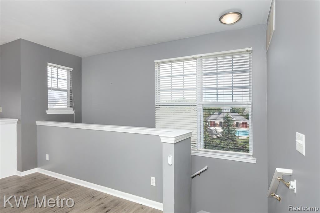 10130 Ridge Run Street Howell, MI 48855 - Photo 8 of 27 Gallery Image 8