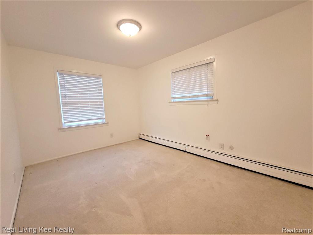 749 West Maple Road Clawson, MI 48017 - Photo 8 of 13