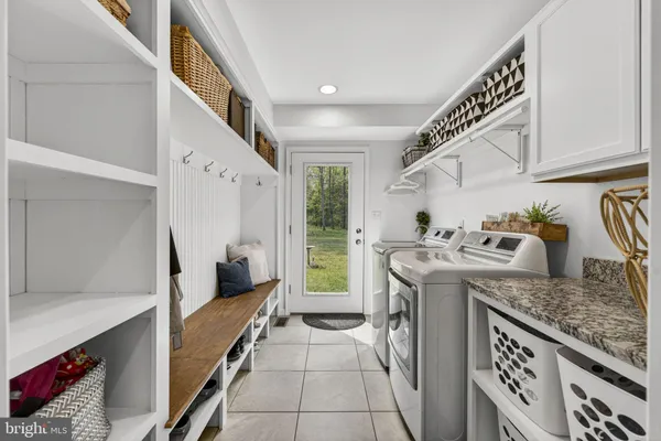 $899,000 | 9396 Donnybrook Drive, Midland, VA 22728