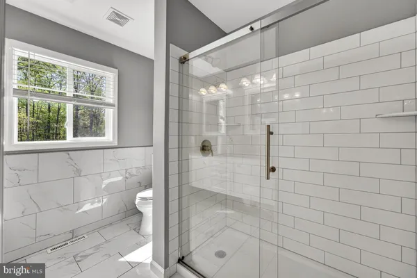 $899,000 | 9396 Donnybrook Drive, Midland, VA 22728