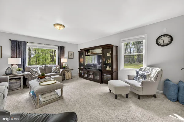 $899,000 | 9396 Donnybrook Drive, Midland, VA 22728