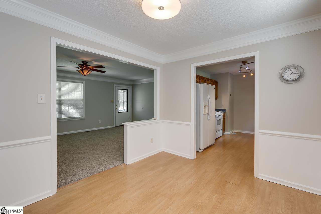 146 Dillard Road Duncan, SC 29334 - Photo 12 of 36 Gallery Image 12