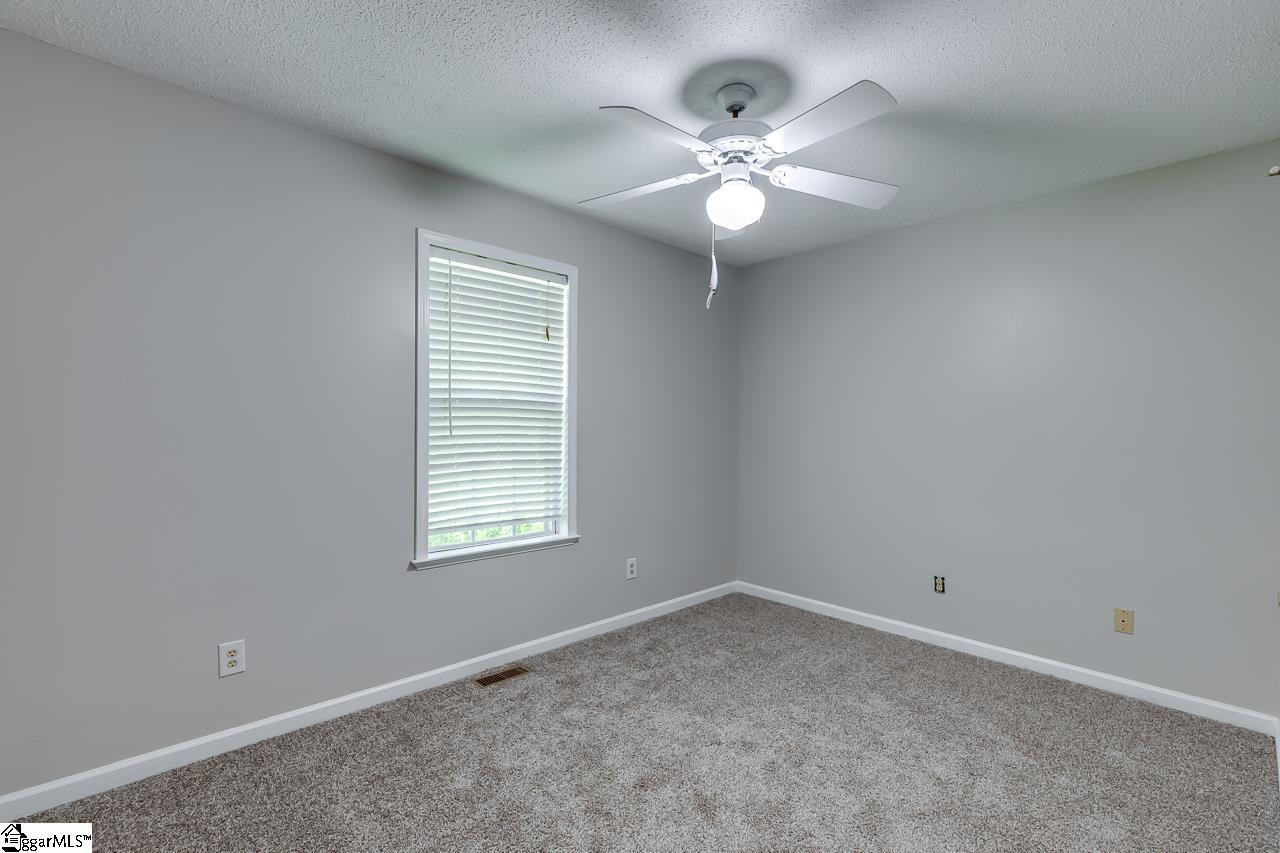 146 Dillard Road Duncan, SC 29334 - Photo 26 of 36 Gallery Image 26