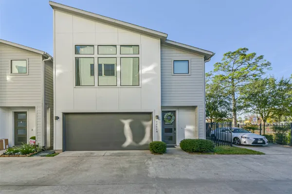 $341,900 | 3206 North MacGregor Way, Unit A, Houston, TX 77004
