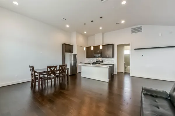 $341,900 | 3206 North MacGregor Way, Unit A, Houston, TX 77004