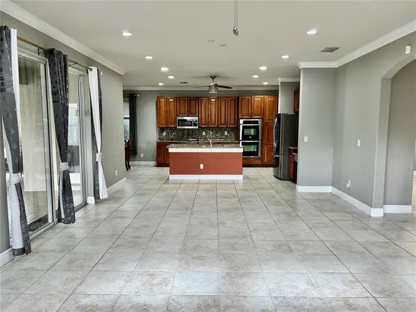 $3,995 | 2907 Winglewood Circle, Lutz, FL 33558