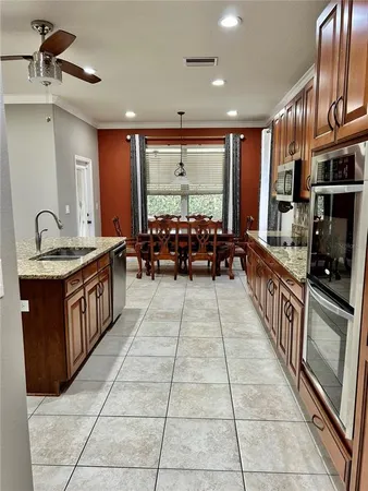 $3,995 | 2907 Winglewood Circle, Lutz, FL 33558