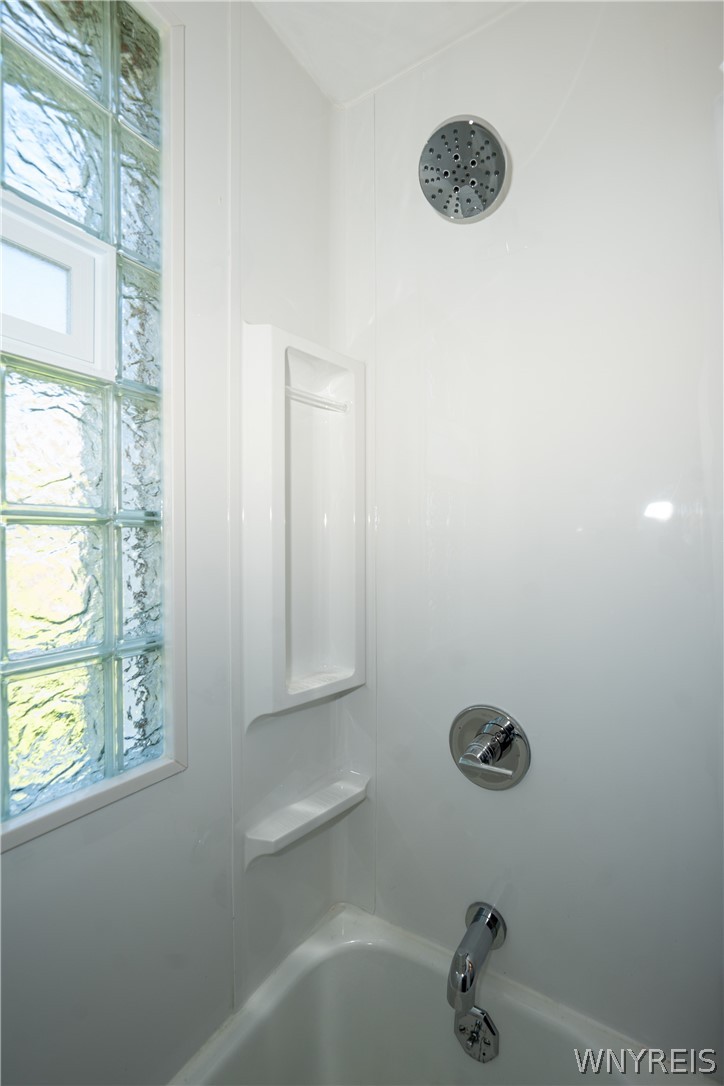 197 Bielak Road Orchard Park, NY 14127 - Photo 20 of 45 1st Floor Bathroom