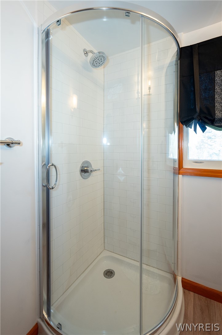 197 Bielak Road Orchard Park, NY 14127 - Photo 30 of 45 Upstairs Bathroom
