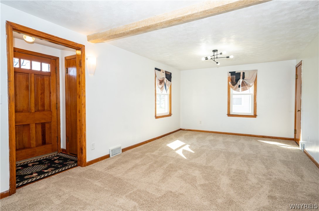197 Bielak Road Orchard Park, NY 14127 - Photo 5 of 45