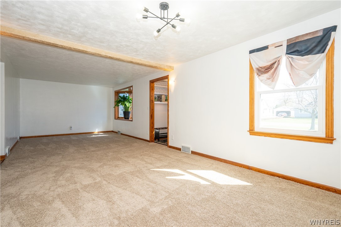 197 Bielak Road Orchard Park, NY 14127 - Photo 8 of 45