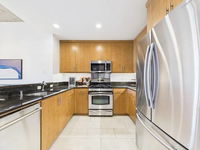 $759,000 | 288 3rd Street, Unit 505, Oakland, CA 94607