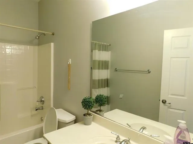 $1,785 | 5141 Avenham Court, Tyler, TX 75703