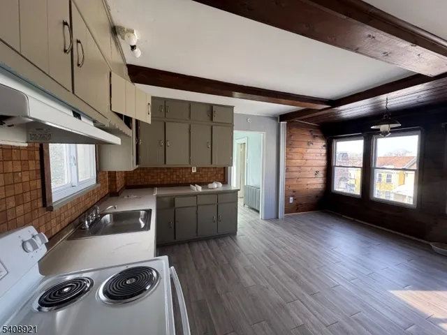 $399,000 | 112 Chambers Street, Phillipsburg, NJ 08865