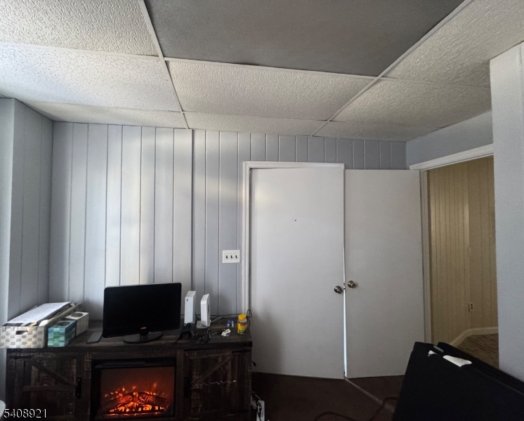 112 Chambers Street Phillipsburg, NJ 08865 - Photo 3 of 19