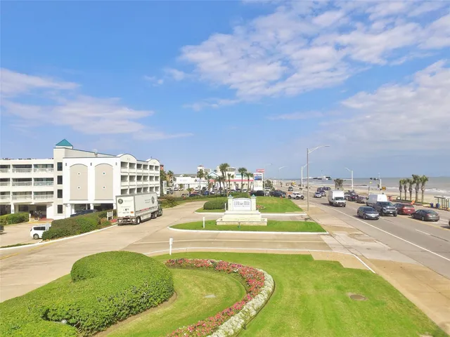 $93,500 | 6102 Seawall Boulevard, Unit 393, Galveston, TX 77551