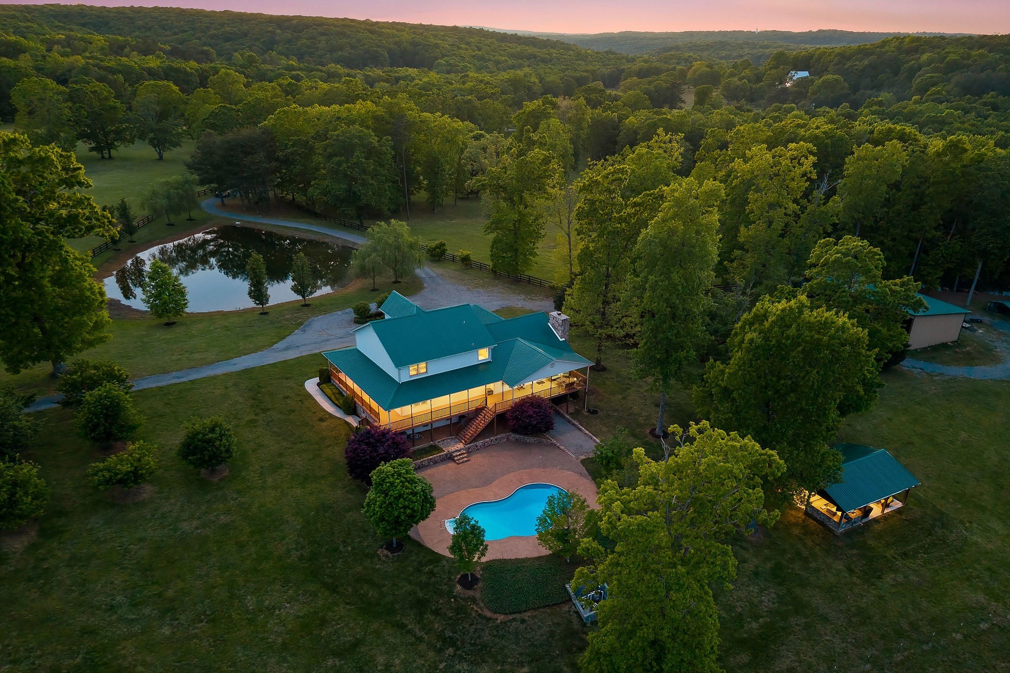933 John Henry Lewis Road Dunlap, TN 37327 - Photo 12 of 100