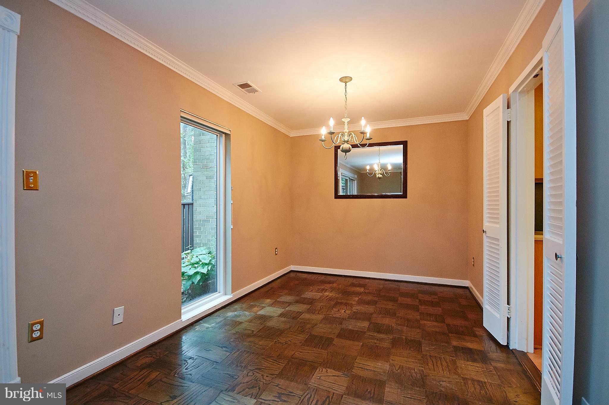 1783 Ivy Oak Square Reston, VA 20190 - Photo 8 of 30 Dining Room