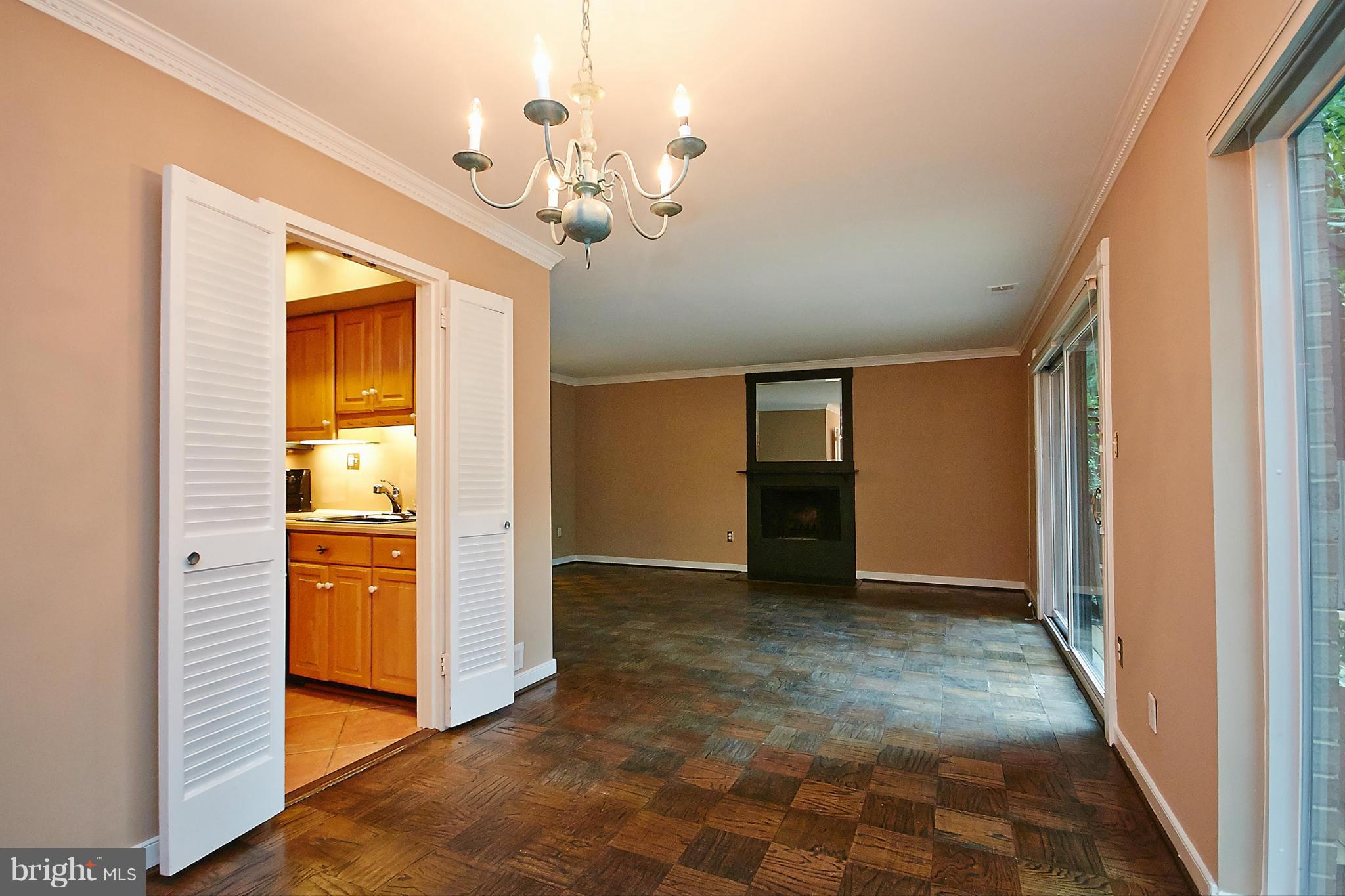 1783 Ivy Oak Square Reston, VA 20190 - Photo 10 of 30 Dining Room