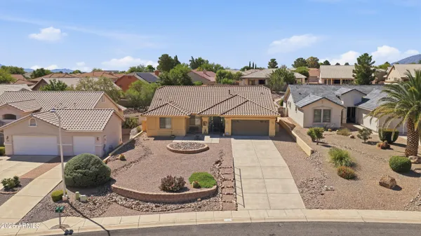 $424,900 | 2332 Willowbrook Place, Sierra Vista, AZ 85650