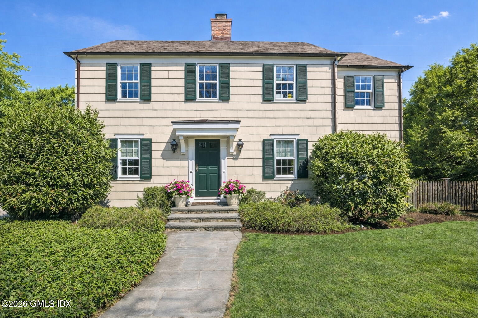 93 Summit Road Riverside, CT 06878 - Photo 2 of 30 93 Summit – Front of House