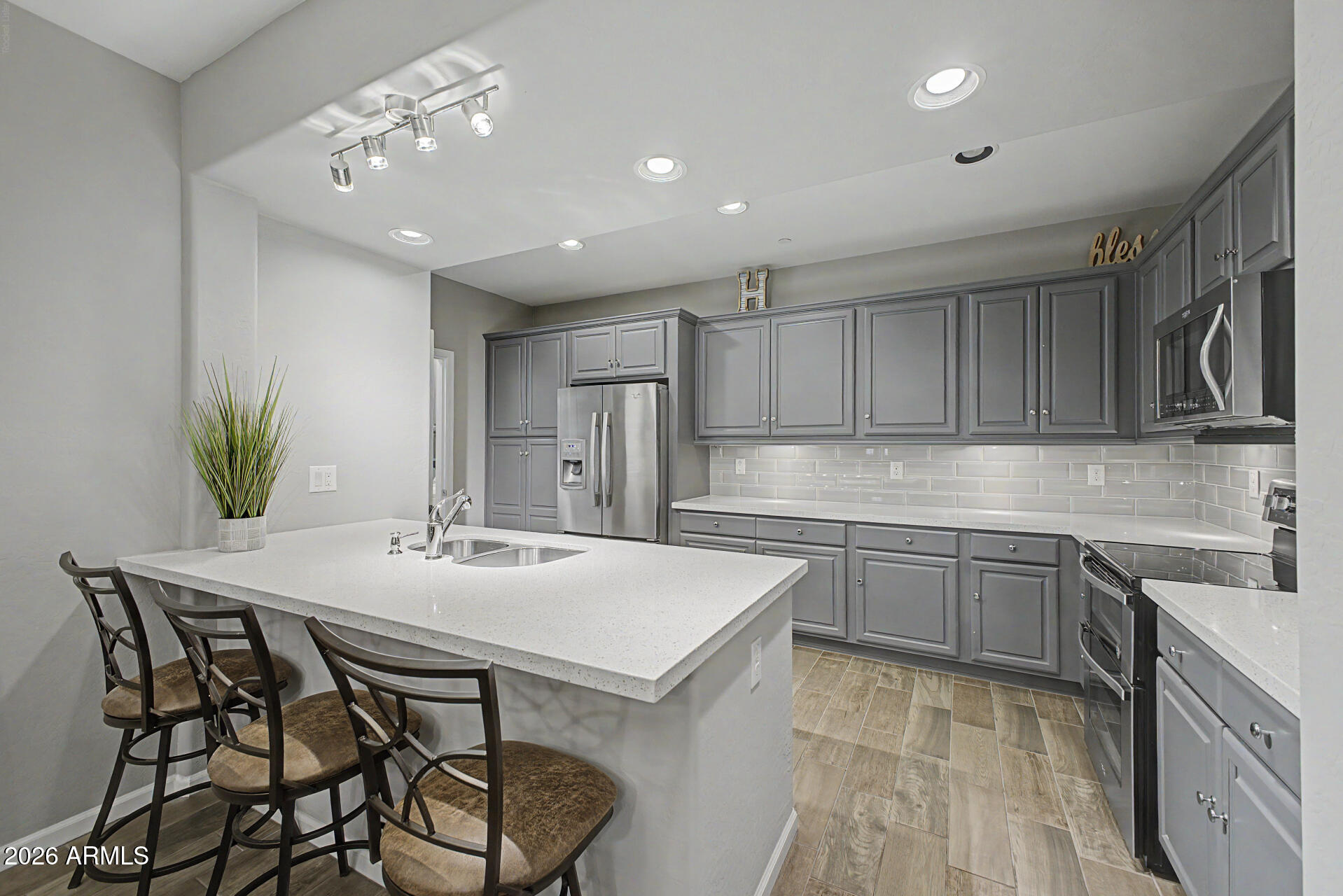 3935 East Rough Rider Road, Unit 1339 Phoenix, AZ 85050 - Photo 5 of 36 14 - Rough Rider