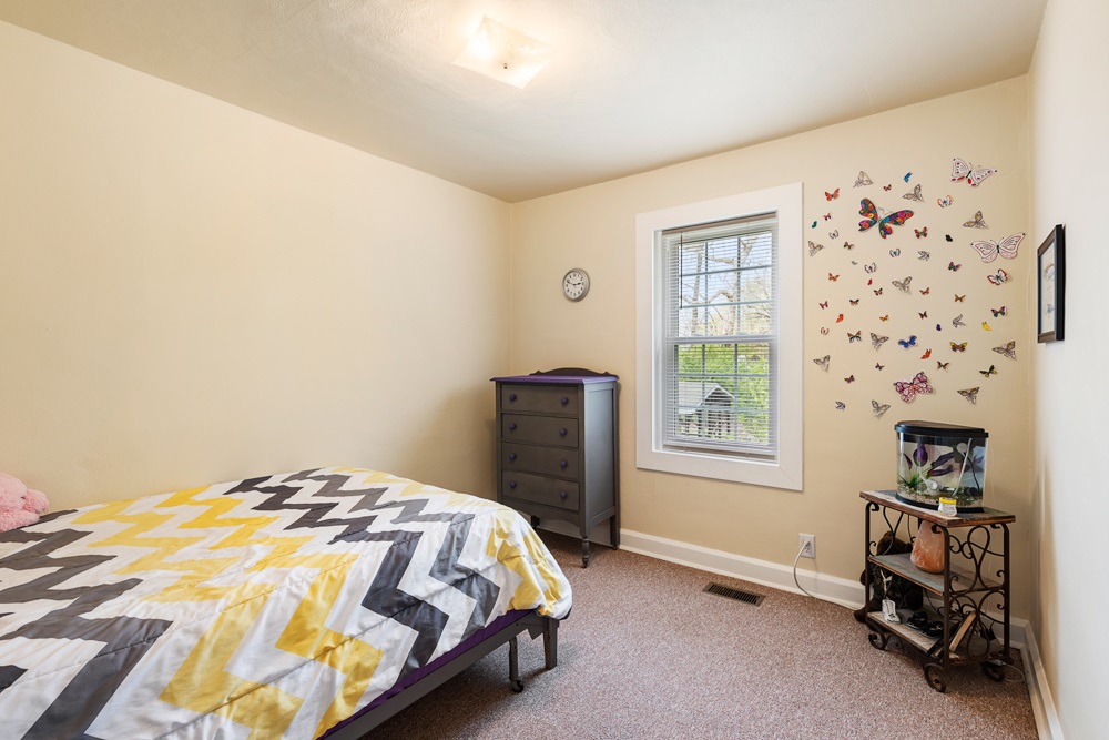 2301 South Andrews Road Yorktown, IN 47396 - Photo 11 of 18 Gallery Image 11
