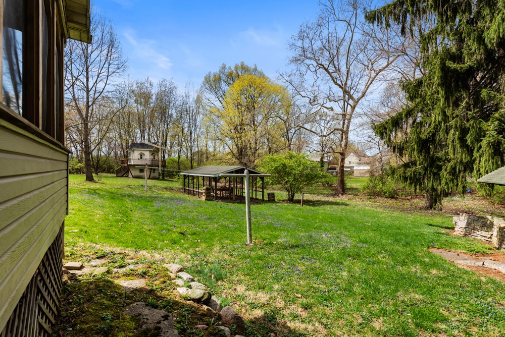 2301 South Andrews Road Yorktown, IN 47396 - Photo 14 of 18 Gallery Image 14