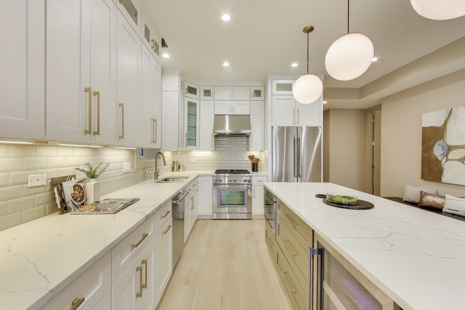2448 North Clybourn Avenue, Unit 4 Chicago, IL 60614 - Photo 4 of 24 a kitchen with a sink stove and refrigerator