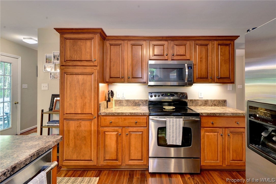 154 Cooley Road Williamsburg, VA 23188 - Photo 17 of 38 Gallery Image 17