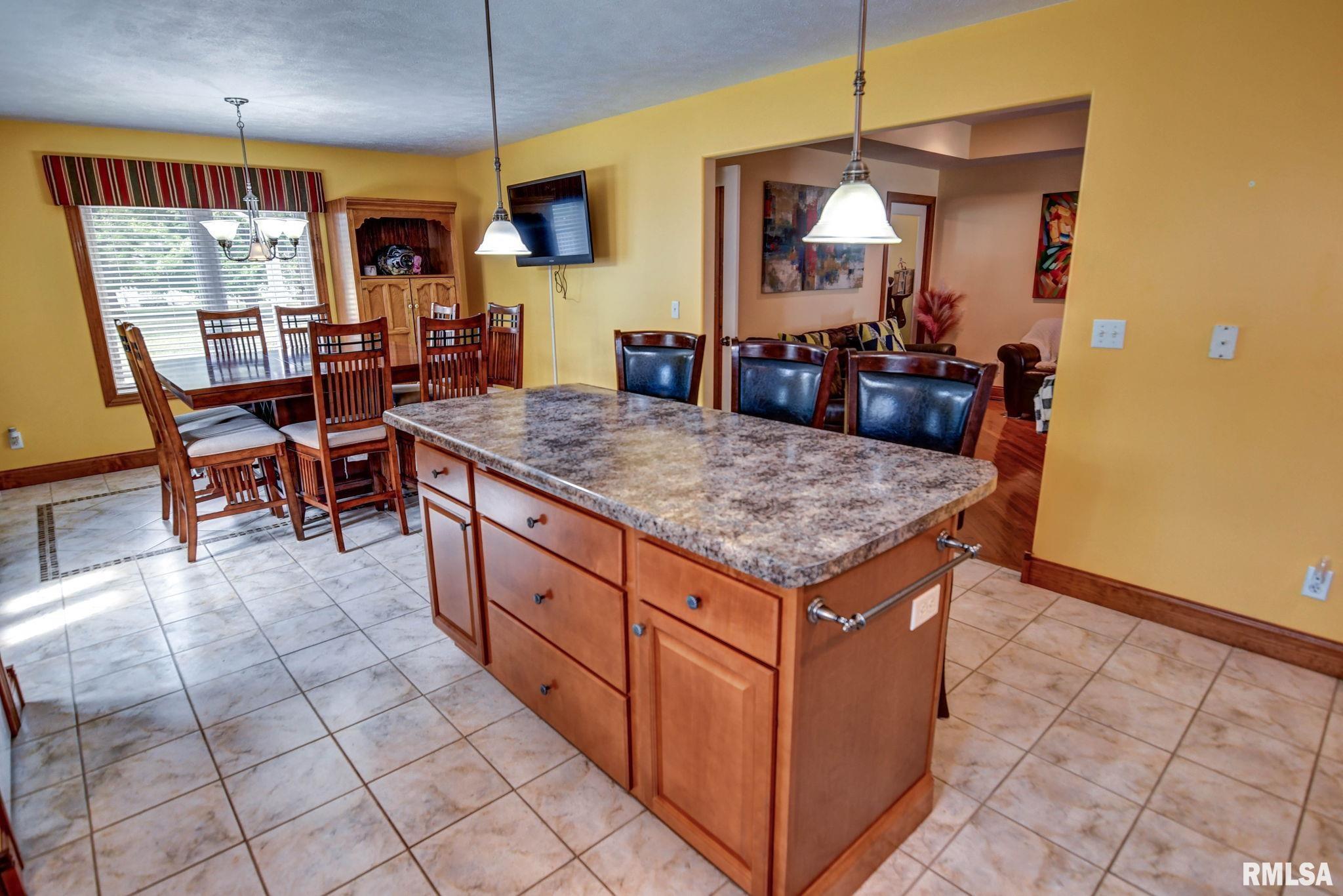 7 Brantley Court Taylorville, IL 62568 - Photo 19 of 37