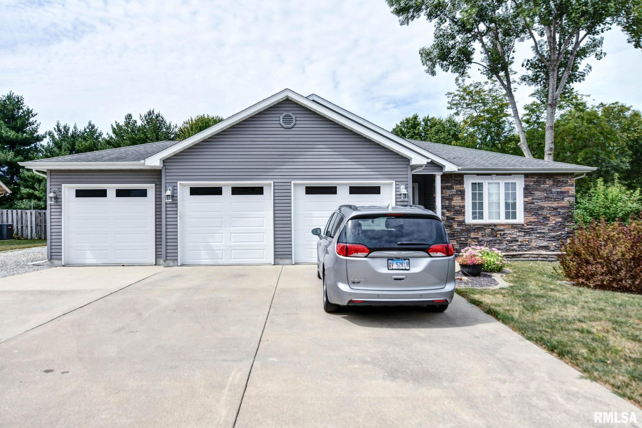 7 Brantley Court Taylorville, IL 62568 - Photo 33 of 37
