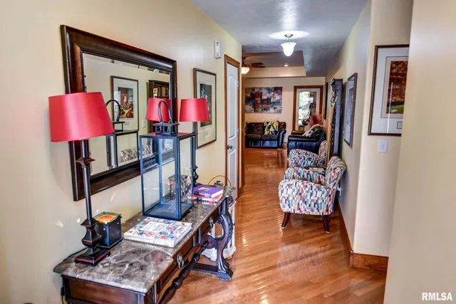 $350,000 | 7 Brantley Court, Taylorville, IL 62568