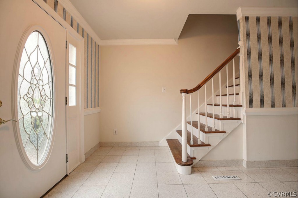 2715 West Brigstock Road Midlothian, VA 23113 - Photo 3 of 24 a view of entryway with natural light
