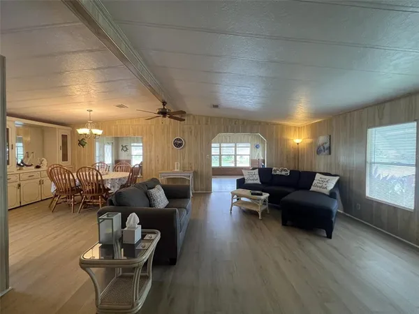 $183,000 | 2055 South Floral Avenue, Unit 133, Bartow, FL 33830