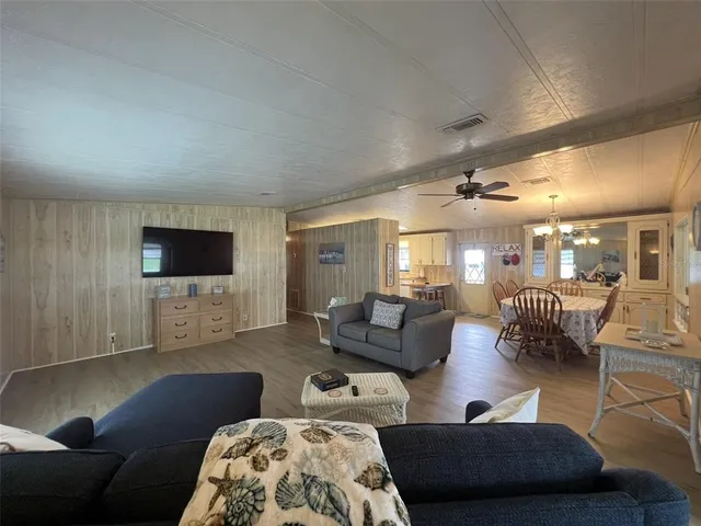 $199,000 | 2055 South Floral Avenue, Unit 133, Bartow, FL 33830