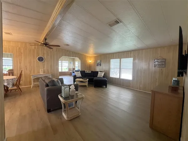$183,000 | 2055 South Floral Avenue, Unit 133, Bartow, FL 33830
