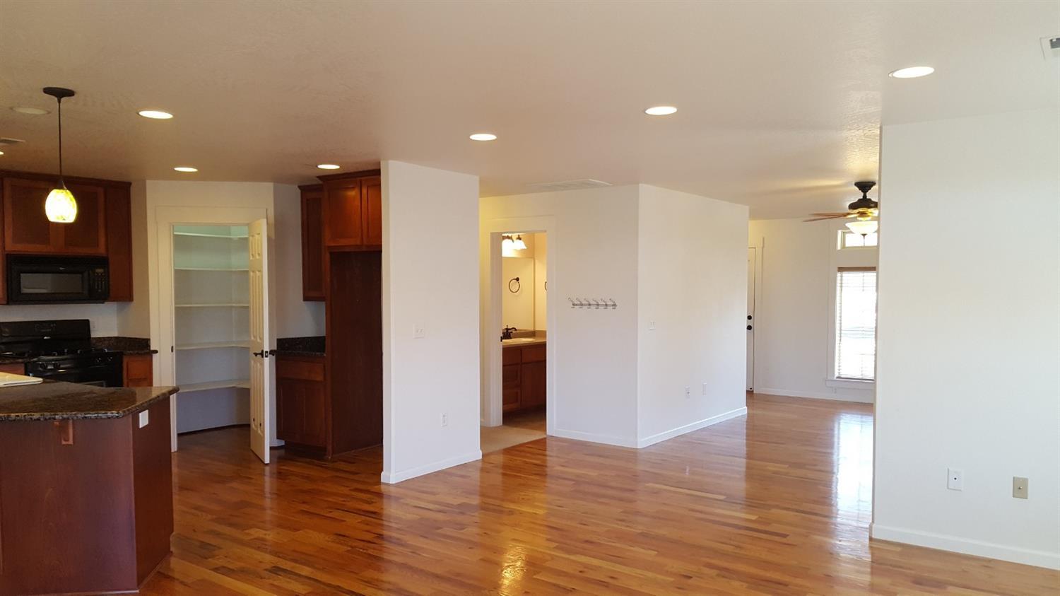 1144 Highlands Drive Eagle Point, OR 97524 - Photo 10 of 35 Additional Photo
