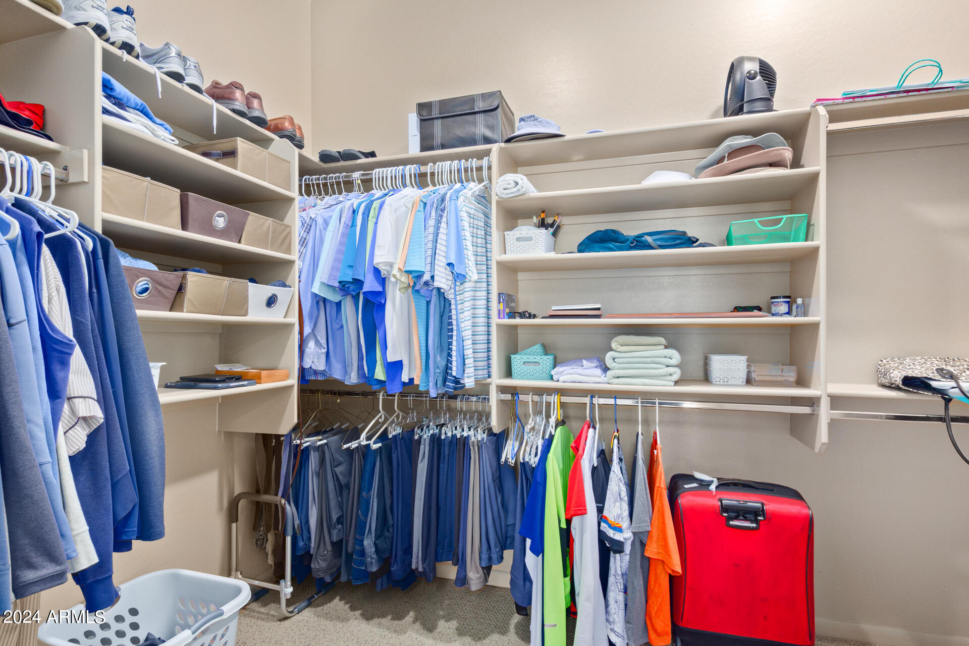 27825 North Quail Spring Road Rio Verde, AZ 85263 - Photo 20 of 29 Master closet