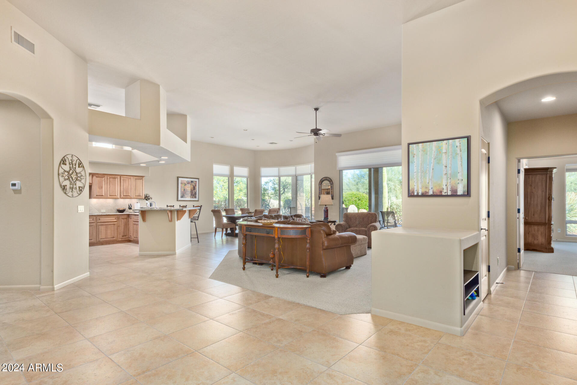 27825 North Quail Spring Road Rio Verde, AZ 85263 - Photo 4 of 29 Large greatroom