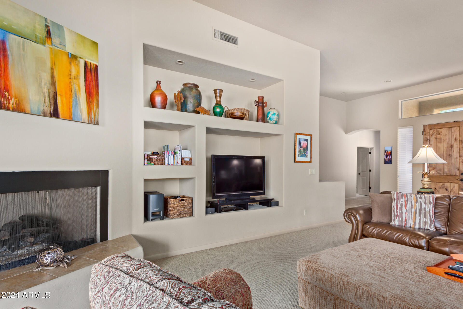 27825 North Quail Spring Road Rio Verde, AZ 85263 - Photo 8 of 29 Entertainment wall