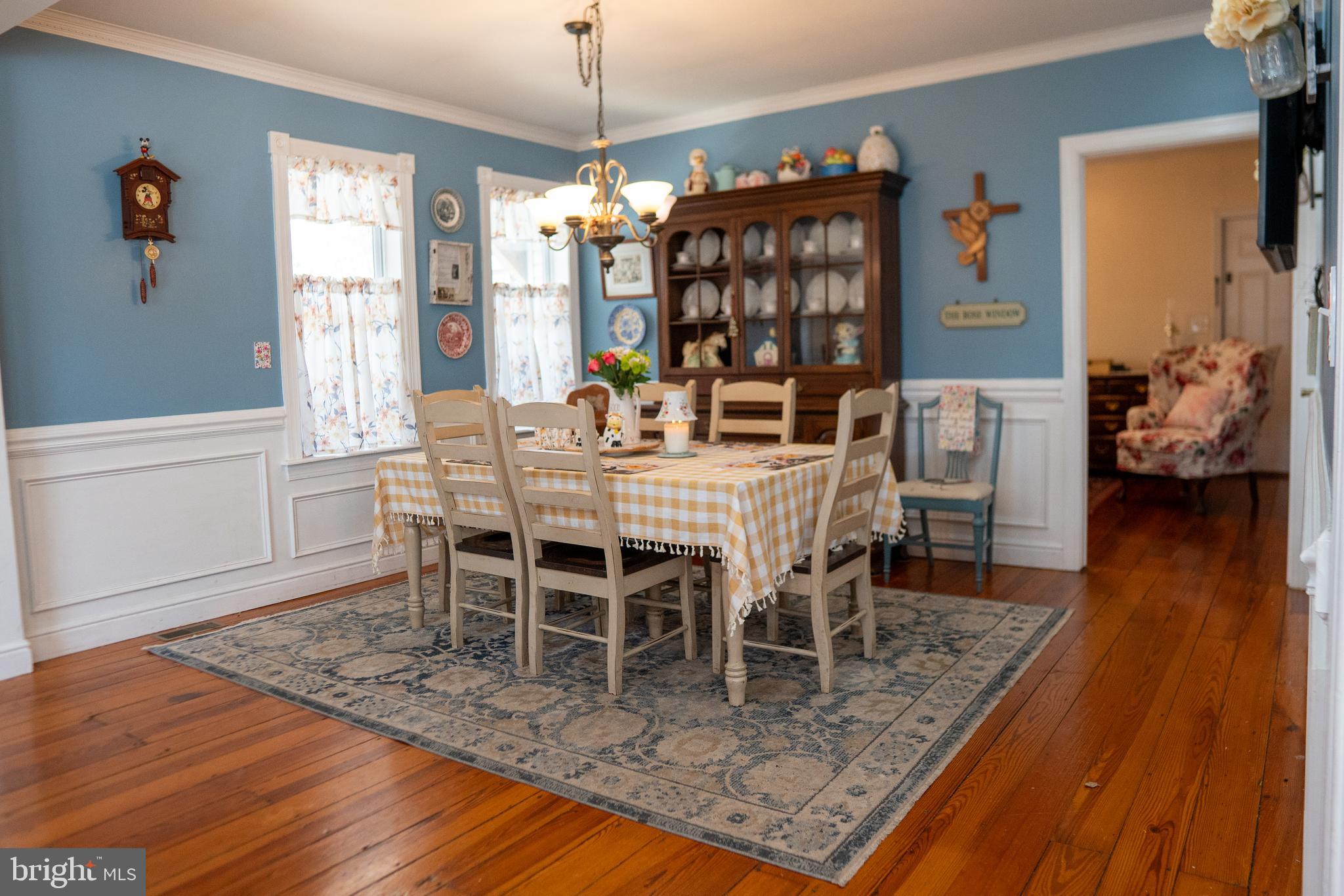 496 Covered Bridge Road Quakertown, PA 18951 - Photo 3 of 29 Main unit dining