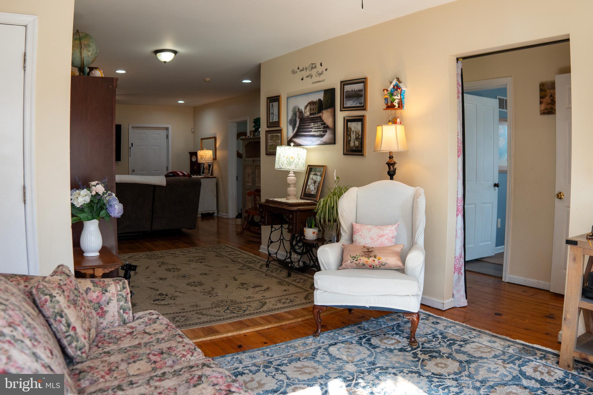 496 Covered Bridge Road Quakertown, PA 18951 - Photo 7 of 29