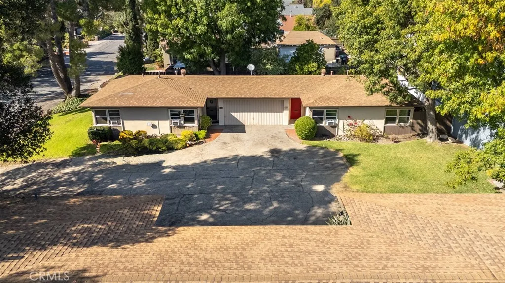 2815 Sycamore Avenue La Crescenta, CA 91214 - Photo 4 of 15 a view of a house with a yard