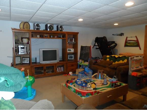 487 Warm Brook Road Arlington, VT 05250 - Photo 19 of 30 Gallery Image 19