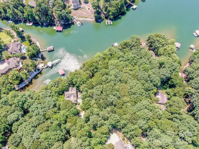 $775,000 | 127 Melrose Lane, Mooresville, NC 28117