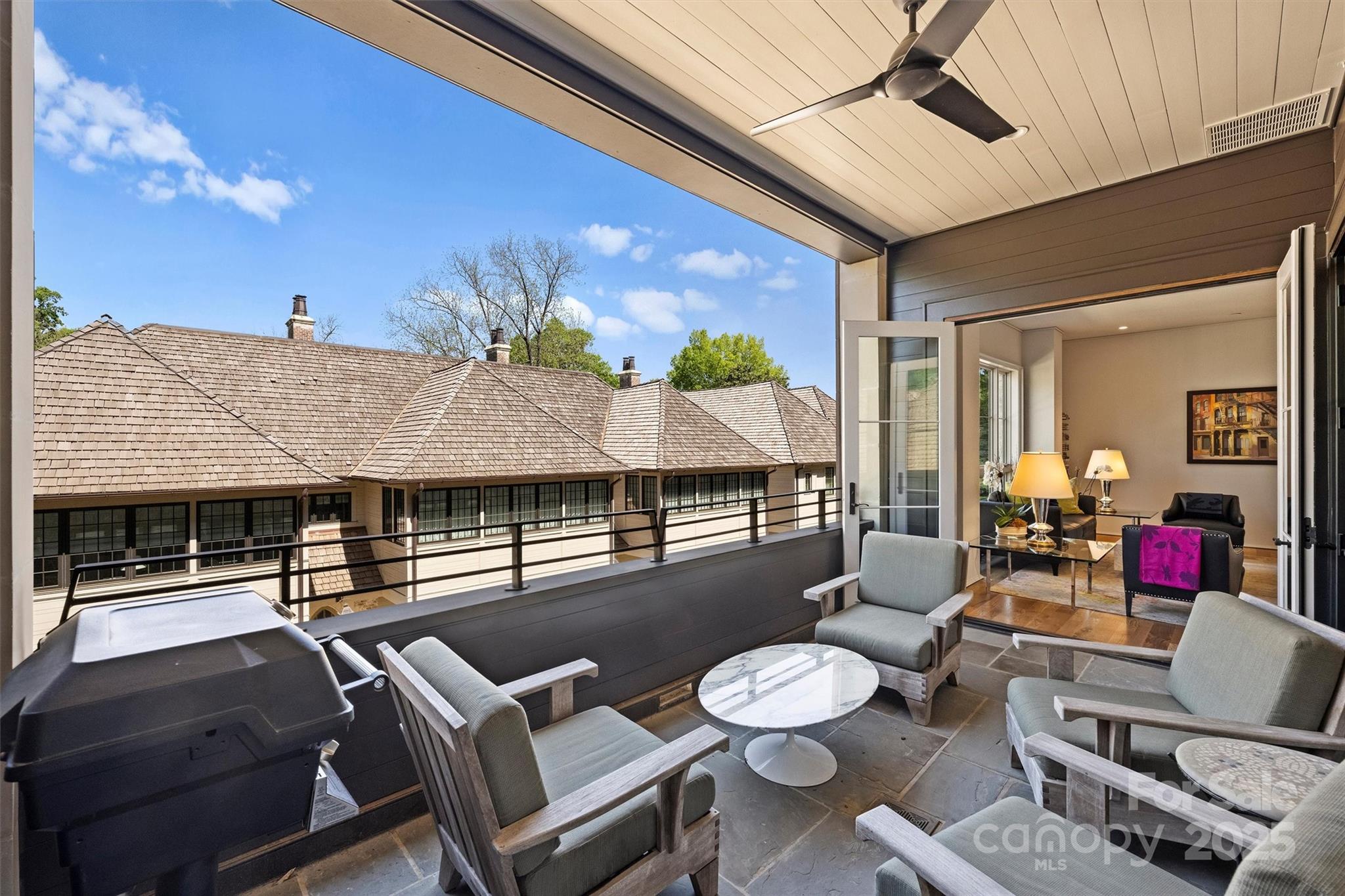 1170 Queens Road Charlotte, NC 28207 - Photo 4 of 29 a outdoor living space with furniture